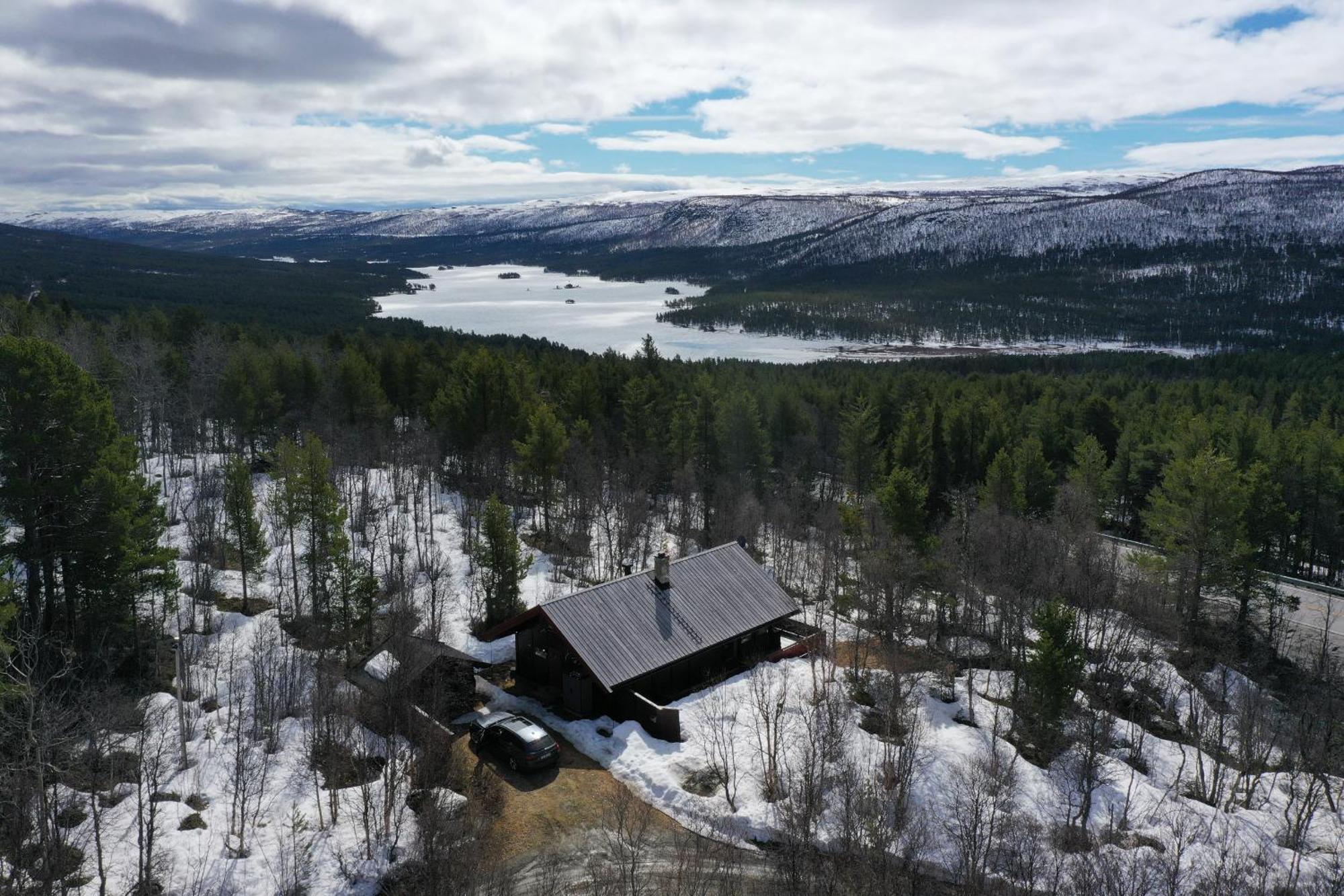 Koselig Hytte Med Usjenert Og Solrik Beliggenhet Гейло Экстерьер фото